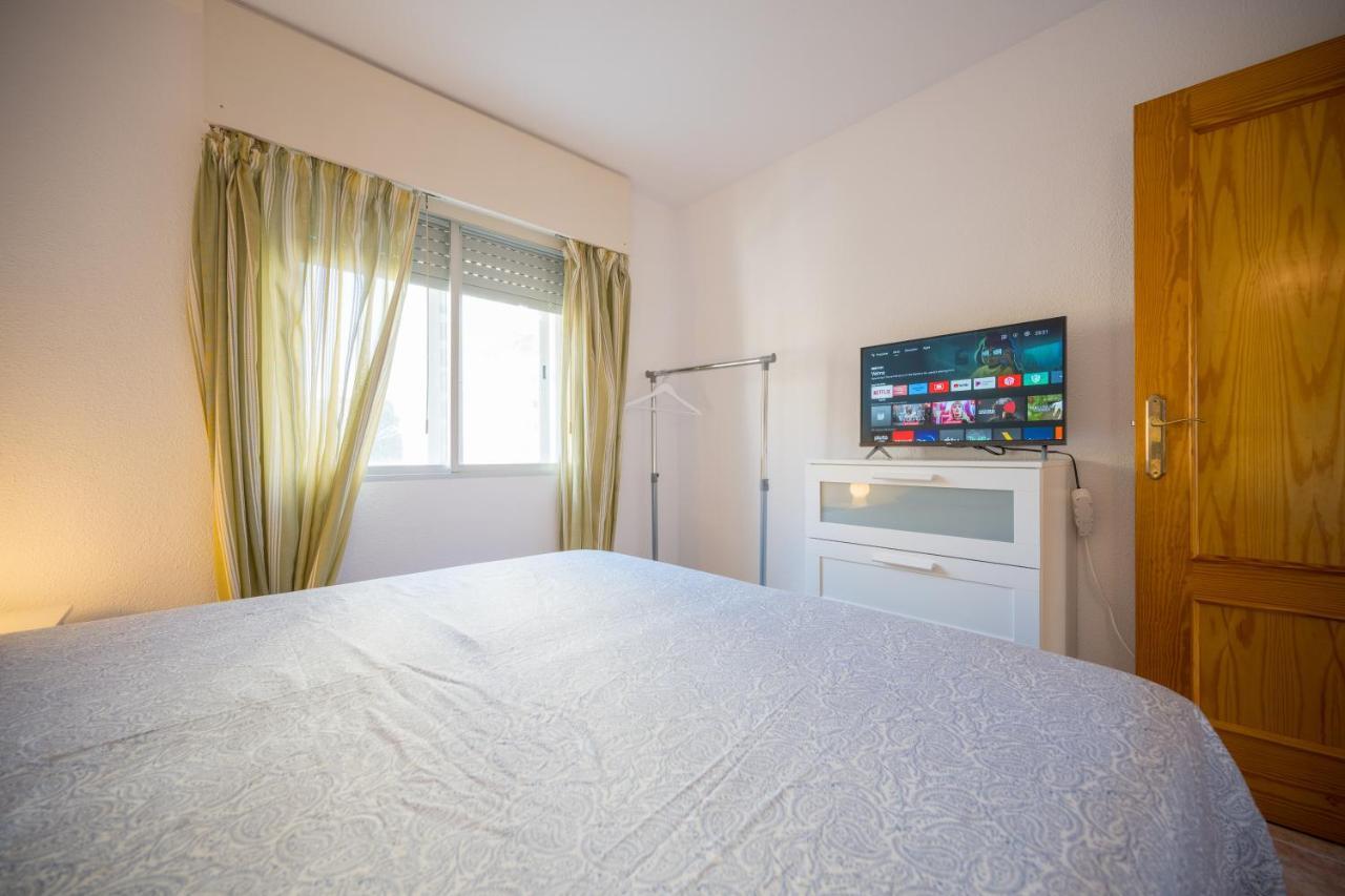 Beautiful 2 Bedroom In Parque Loix 3 Minutes Walk To The Beach Benidorm Zewnętrze zdjęcie